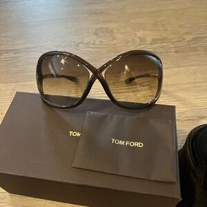 Brown Tom ford sunglasses